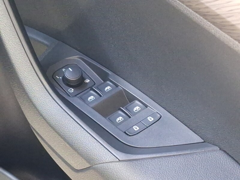 Used Skoda Karoq 2024 for sale - 77580152: Photo 14