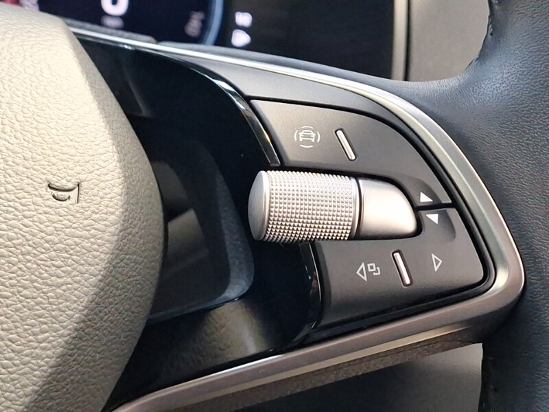 Used Skoda Karoq 2024 for sale - 77580152: Photo 17