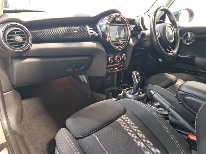Used MINI Hatch 2019 for sale - 77536609: Photo 5