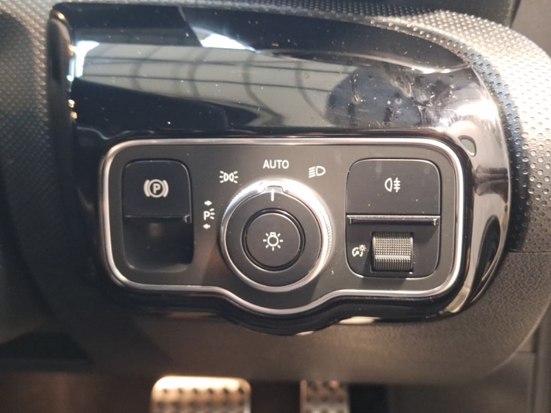 Used Mercedes-Benz A-Class 2019 for sale - 76560651: Photo 17