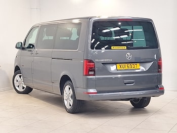 Used Volkswagen Transporter Shuttle 2021 for sale - 78532945: Photo