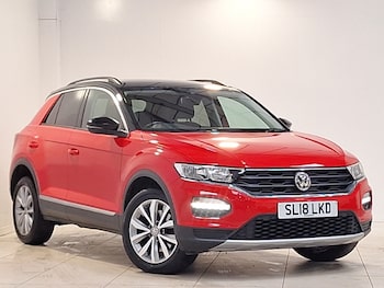 Used Volkswagen T-Roc 2018 for sale - 76478643: Photo