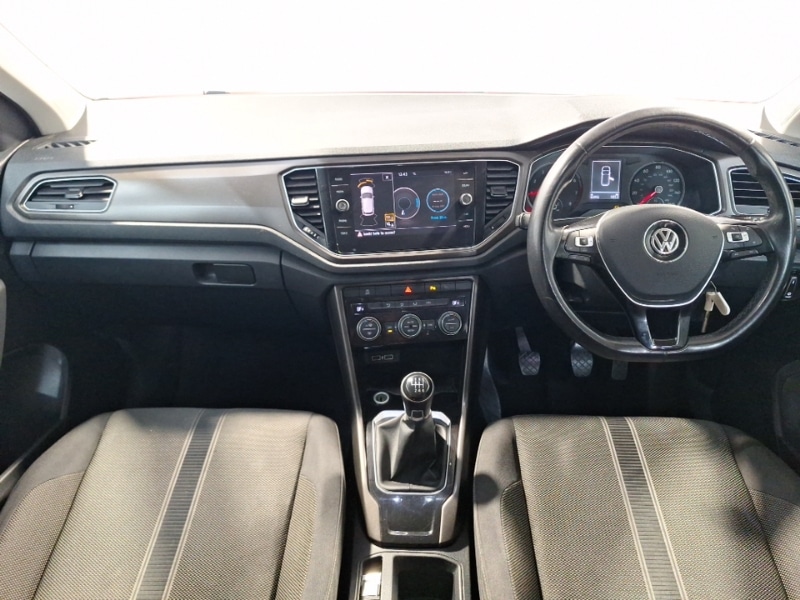 Used Volkswagen T-Roc 2018 for sale - 76478643: Photo 2