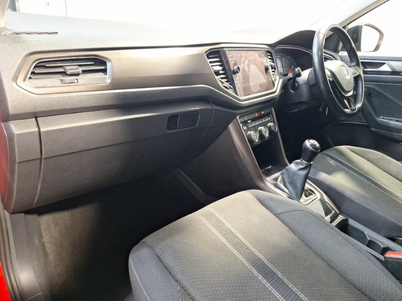 Used Volkswagen T-Roc 2018 for sale - 76478643: Photo 5