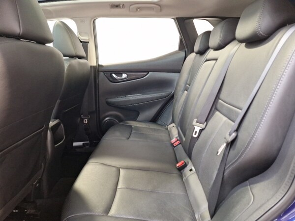 Used Nissan Qashqai 2016 for sale - 75640455: Photo 6