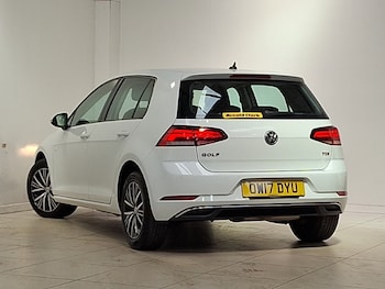 Used Volkswagen Golf 2017 for sale - 79101173: Photo