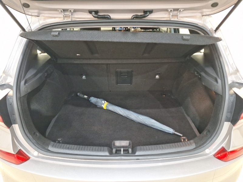 Used Hyundai i30 2018 for sale - 76602614: Photo 8