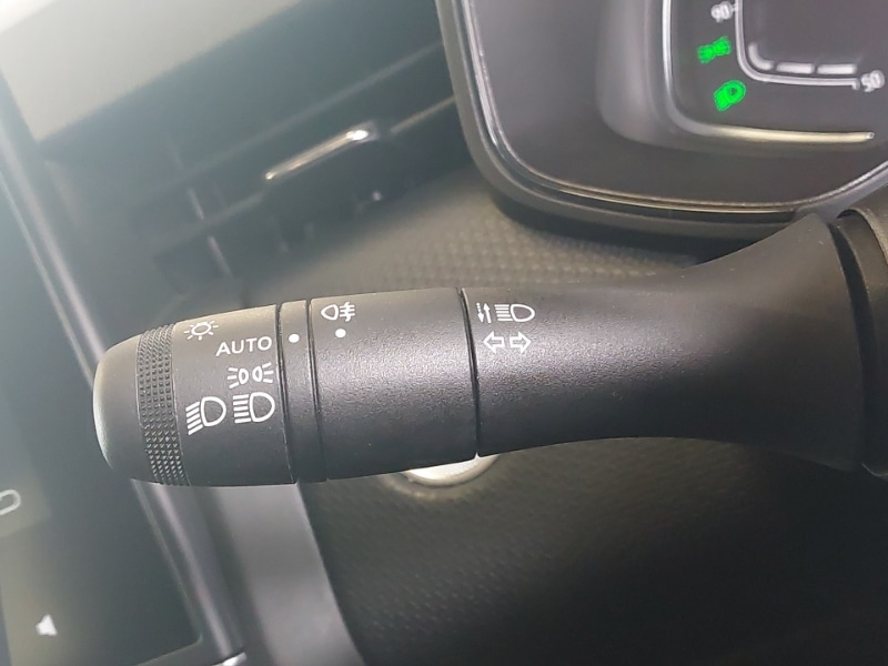 Used Renault Clio 2023 for sale - 76560627: Photo 15