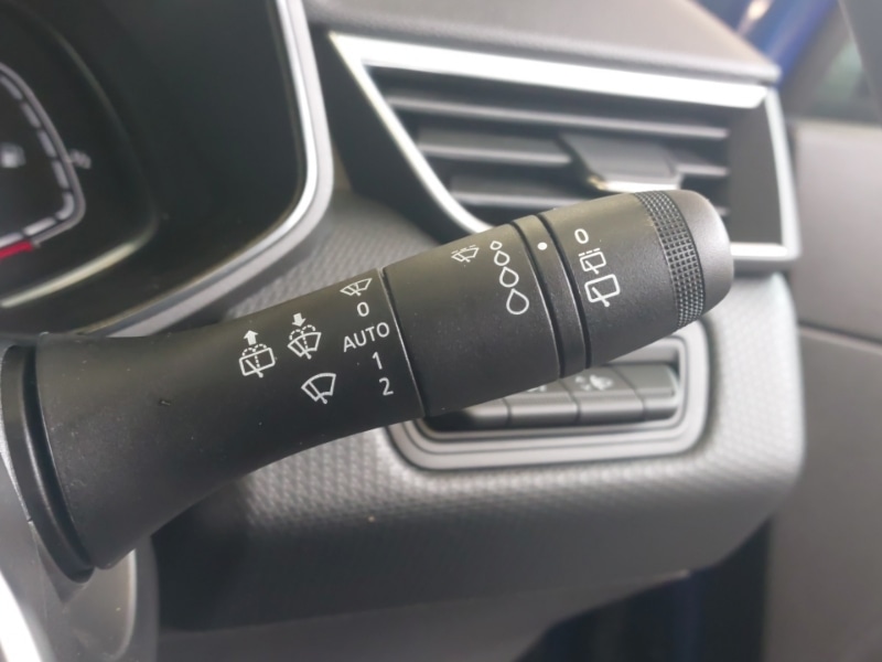 Used Renault Clio 2023 for sale - 76560627: Photo 16