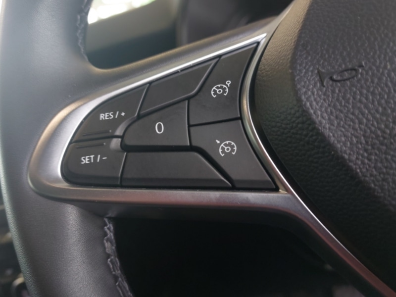 Used Renault Clio 2023 for sale - 76560627: Photo 18