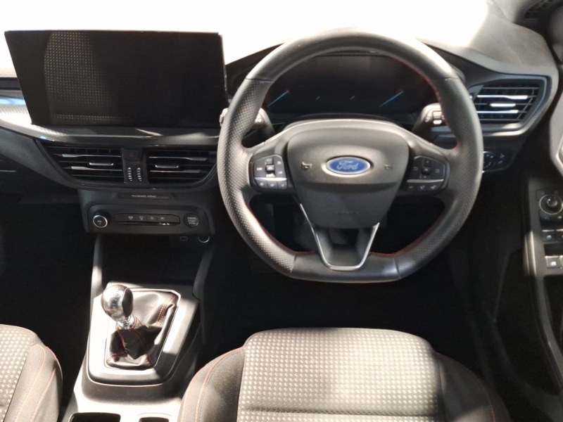 Used Ford Focus 2023 for sale - 76947454: Photo 7