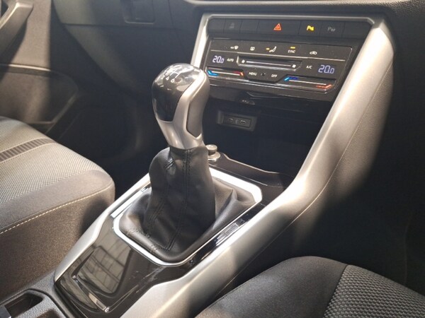 Used Volkswagen T-Roc 2022 for sale - 76269031: Photo 11