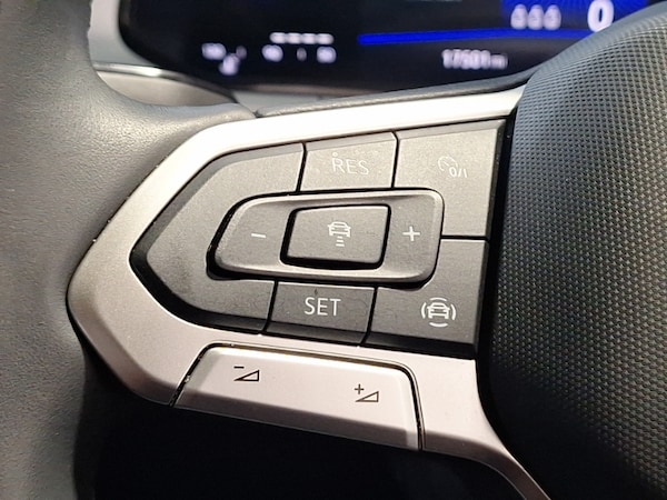 Used Volkswagen T-Roc 2022 for sale - 76269031: Photo 16