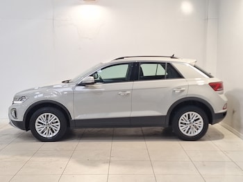 Used Volkswagen T-Roc 2022 for sale - 76269031: Photo 4