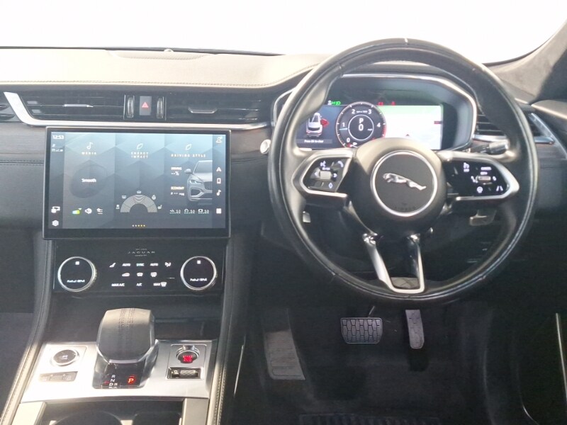 Used Jaguar F-Pace 2021 for sale - 76071169: Photo 7