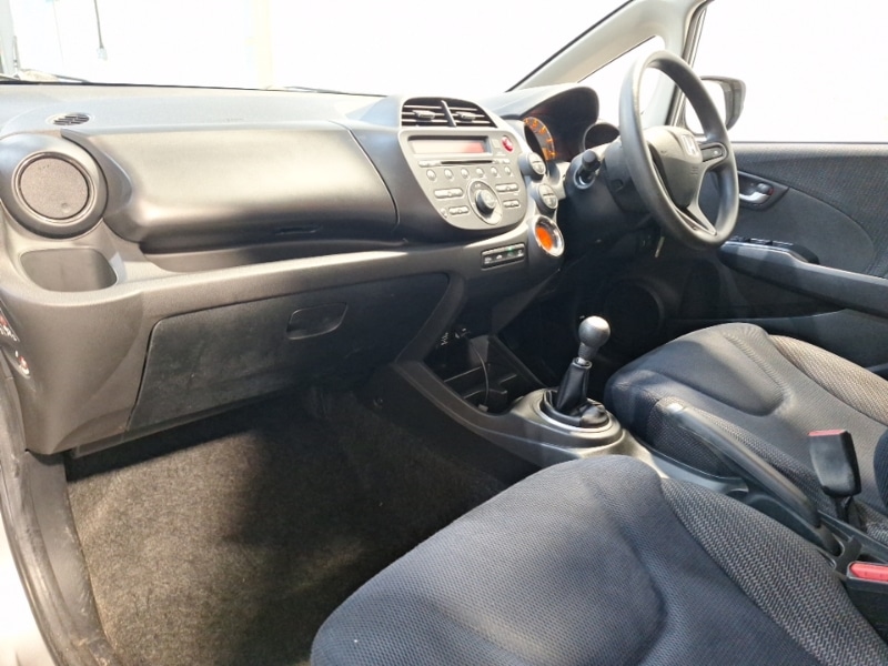 Used Honda Jazz 2013 for sale - 76606421: Photo 5