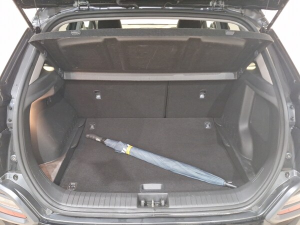 Used Hyundai KONA 2020 for sale - 76233391: Photo 8