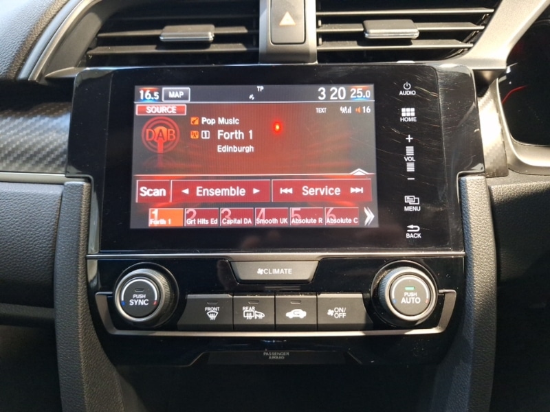 Used Honda Civic 2018 for sale - 77782664: Photo 11