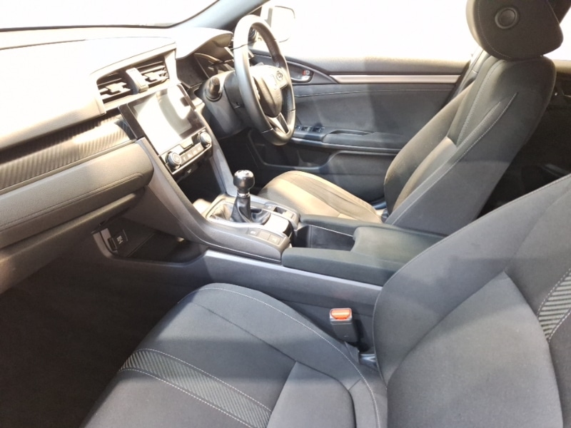 Used Honda Civic 2018 for sale - 77782664: Photo 5