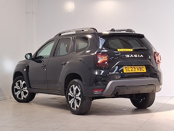 Used Dacia Duster 2023 for sale - 78326849: Photo
