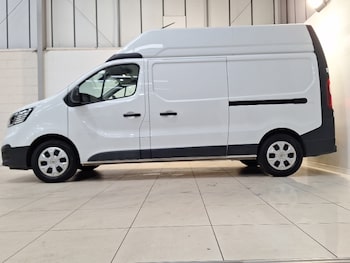 Used Renault Trafic 2024 for sale - 79368331: Photo