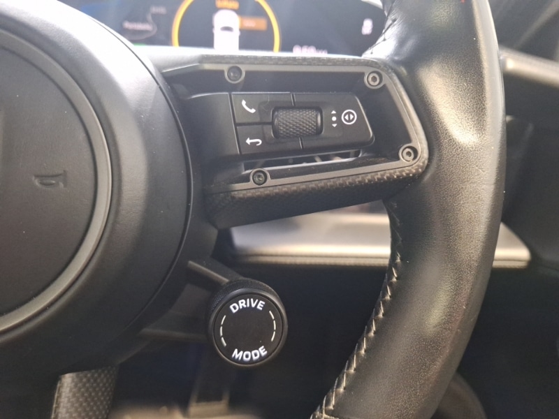 Used Porsche Taycan 2020 for sale - 77300070: Photo 17