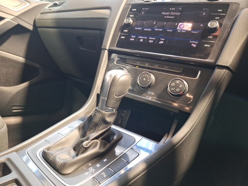 Used Volkswagen Golf 2017 for sale - 76354586: Photo 11
