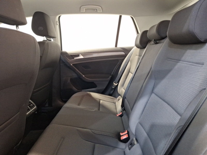 Used Volkswagen Golf 2017 for sale - 76354586: Photo 6