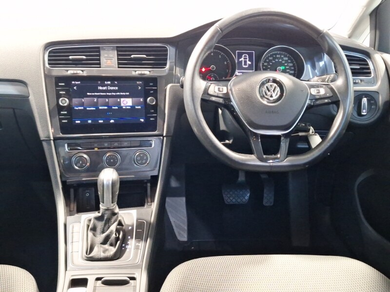 Used Volkswagen Golf 2017 for sale - 76354586: Photo 7