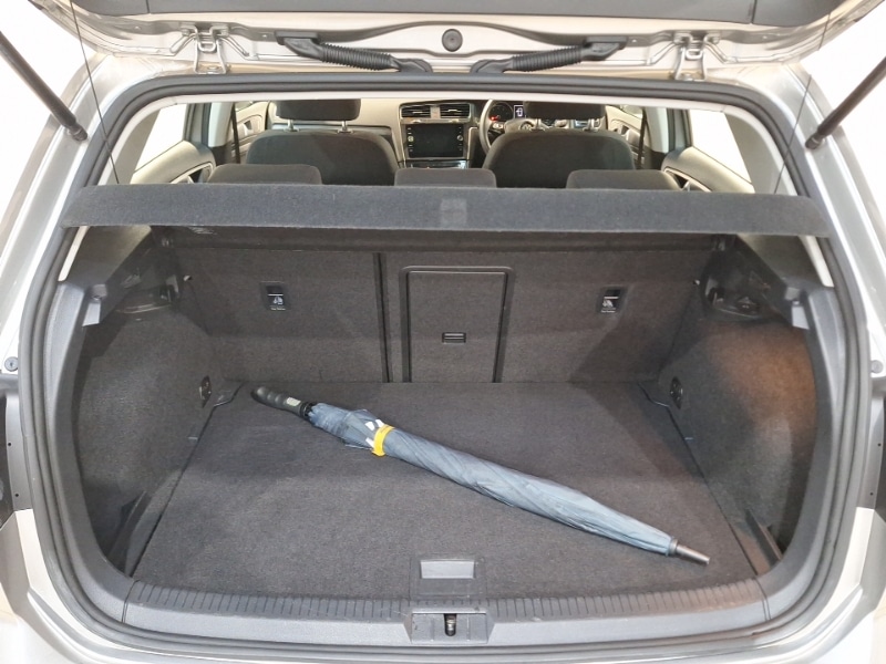 Used Volkswagen Golf 2017 for sale - 76354586: Photo 8