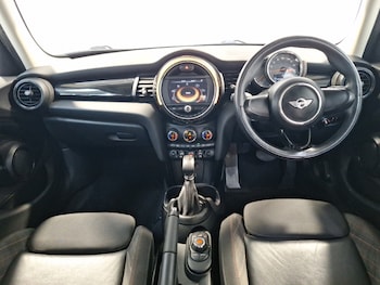 Used MINI Hatch 2017 for sale - 79393443: Photo