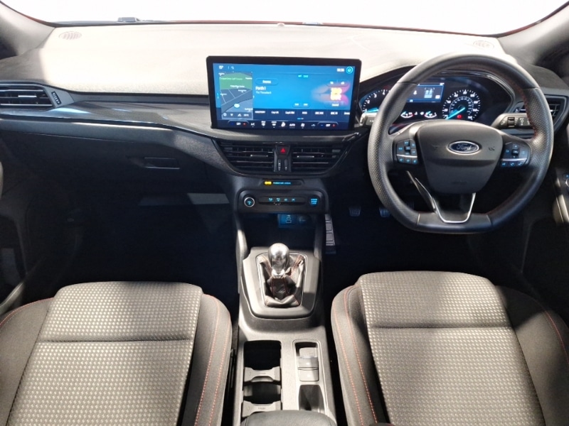 Used Ford Focus 2023 for sale - 76860402: Photo 2