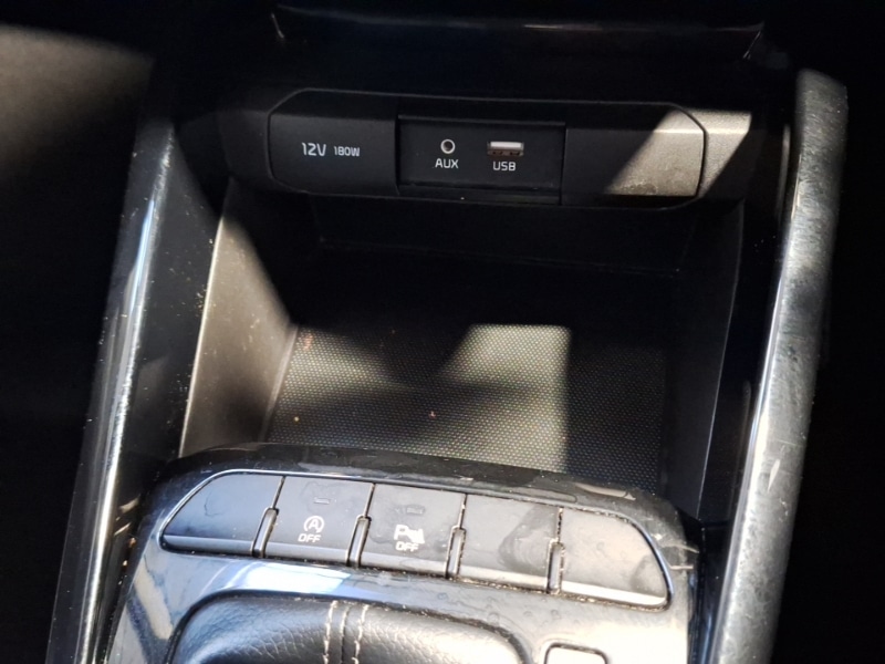 Used Kia Stonic 2020 for sale - 77548743: Photo 18