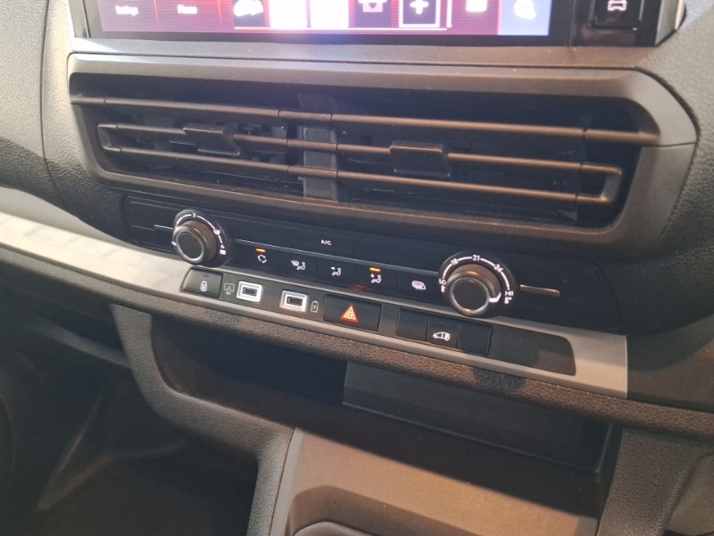 Used Vauxhall Vivaro 2024 for sale - 78203116: Photo 17