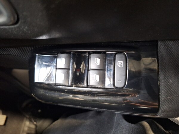 Used Citroen C3 2018 for sale - 76301707: Photo 14
