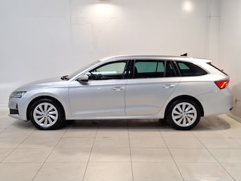 Used Skoda Octavia 2024 for sale - 78253271: Photo