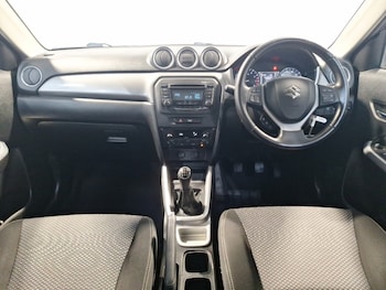 Used Suzuki Vitara 2016 for sale - 76258397: Photo