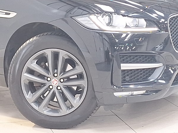 Used Jaguar F-Pace 2019 for sale - 76213511: Photo 9