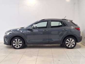 Used Kia Stonic 2021 for sale - 75152119: Photo