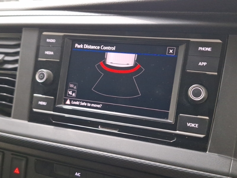 Used Volkswagen Transporter 2023 for sale - 77652399: Photo 10