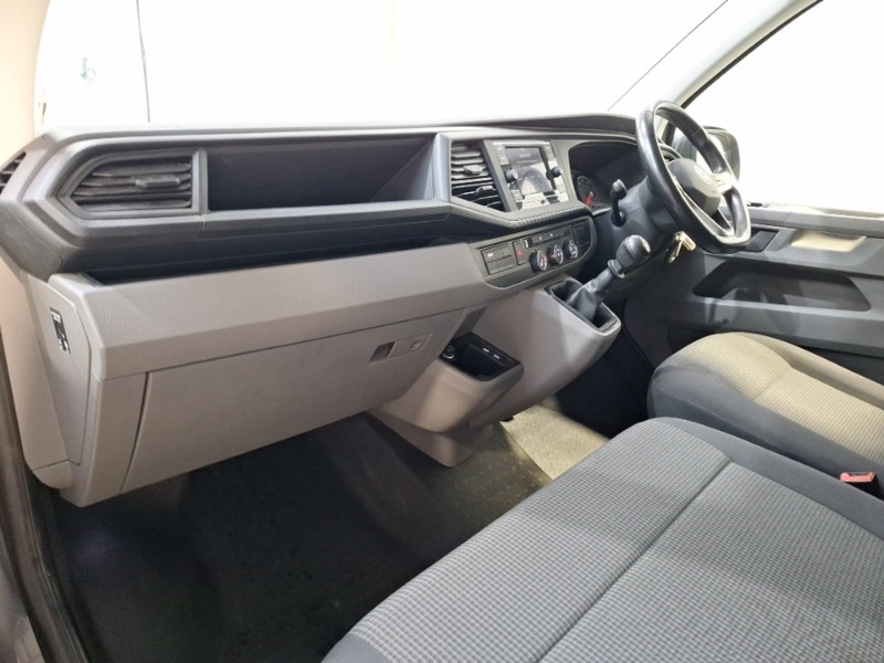 Used Volkswagen Transporter 2023 for sale - 77652399: Photo 5