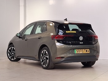 Used Volkswagen ID.3 2023 for sale - 78225159: Photo