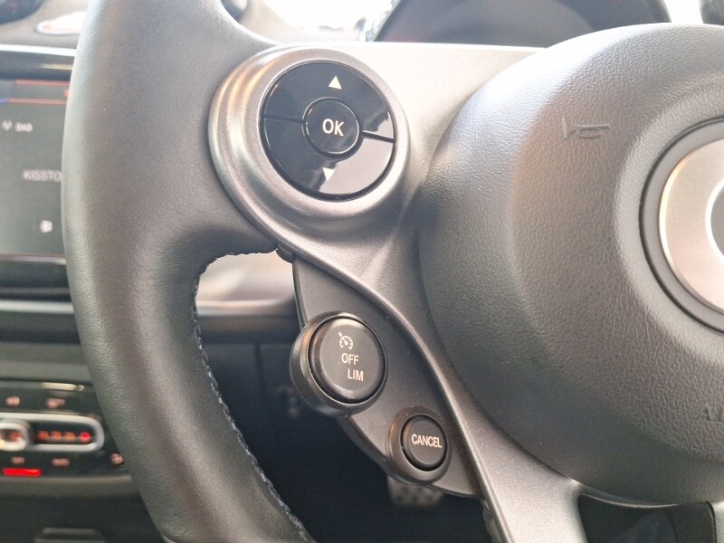 Used smart fortwo 2022 for sale - 77874111: Photo 15