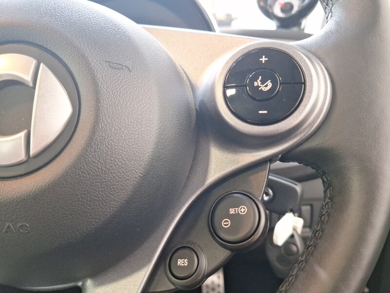 Used smart fortwo 2022 for sale - 77874111: Photo 16