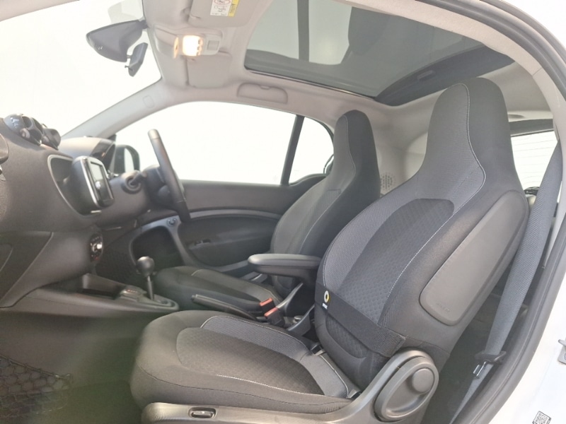 Used smart fortwo 2022 for sale - 77874111: Photo 6