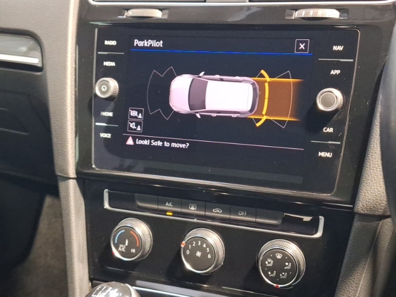 Used Volkswagen Golf 2019 for sale - 76737073: Photo 10