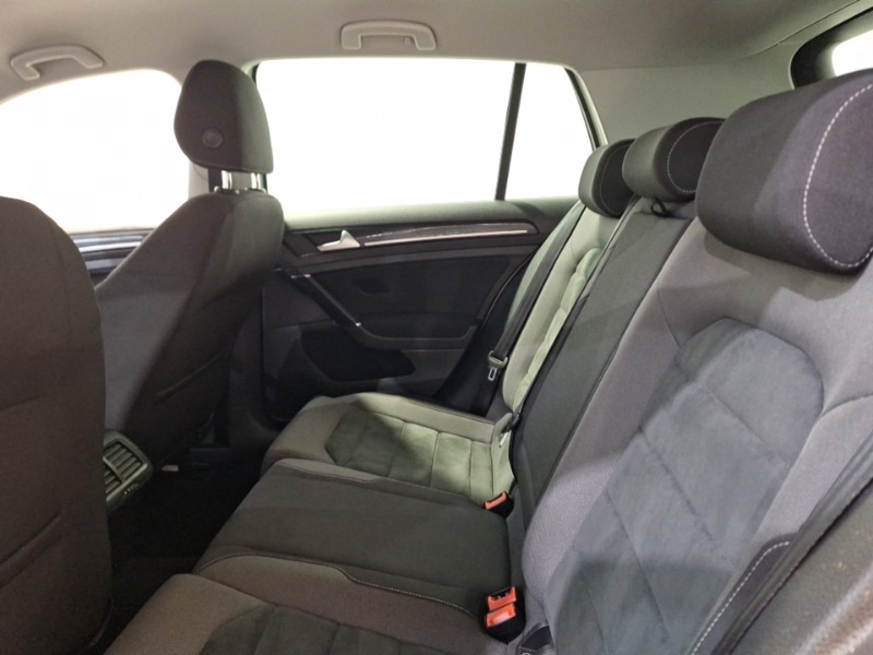 Used Volkswagen Golf 2019 for sale - 76737073: Photo 6