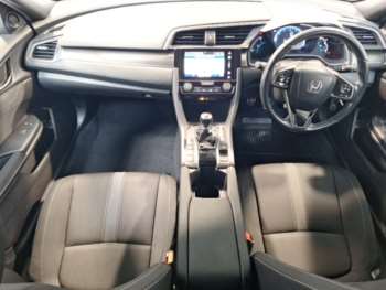Used Honda Civic 2019 for sale - 74957103: Photo