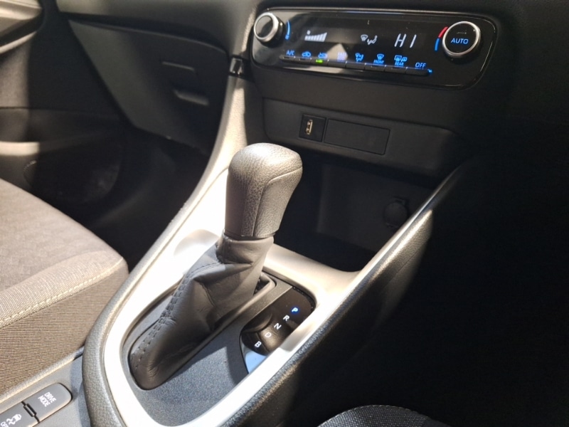 Used Toyota Yaris 2022 for sale - 76699876: Photo 11