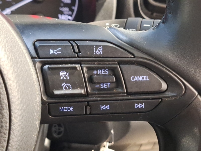 Used Toyota Yaris 2022 for sale - 76699876: Photo 17